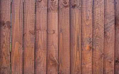 What Is the Best Time of Year to Stain a Fence (And When Should You Avoid It)?